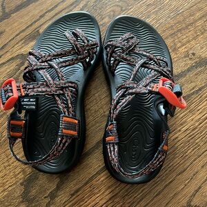 NWOT Chaco WOMEN'S ZX/2 CLOUD DUAL-STRAP Sandals